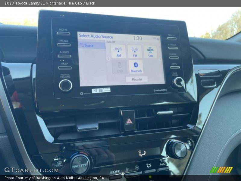 Ice Cap / Black 2023 Toyota Camry SE Nightshade