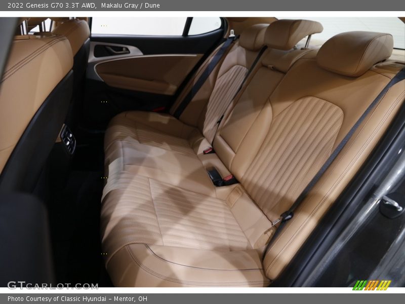 Makalu Gray / Dune 2022 Genesis G70 3.3T AWD