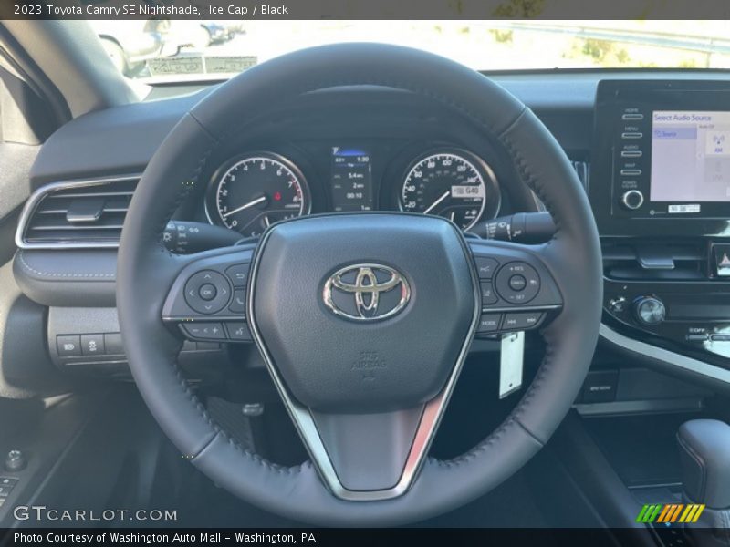 Ice Cap / Black 2023 Toyota Camry SE Nightshade