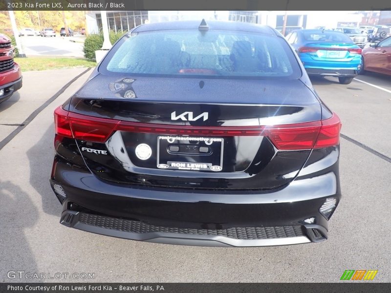 Aurora Black / Black 2023 Kia Forte LXS