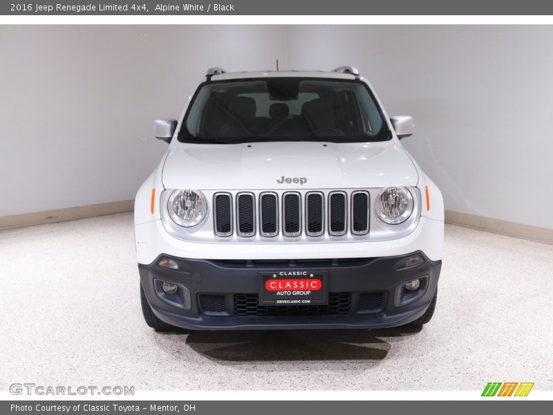 Alpine White / Black 2016 Jeep Renegade Limited 4x4