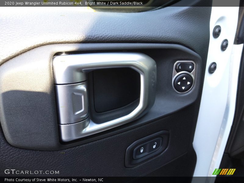 Controls of 2020 Wrangler Unlimited Rubicon 4x4