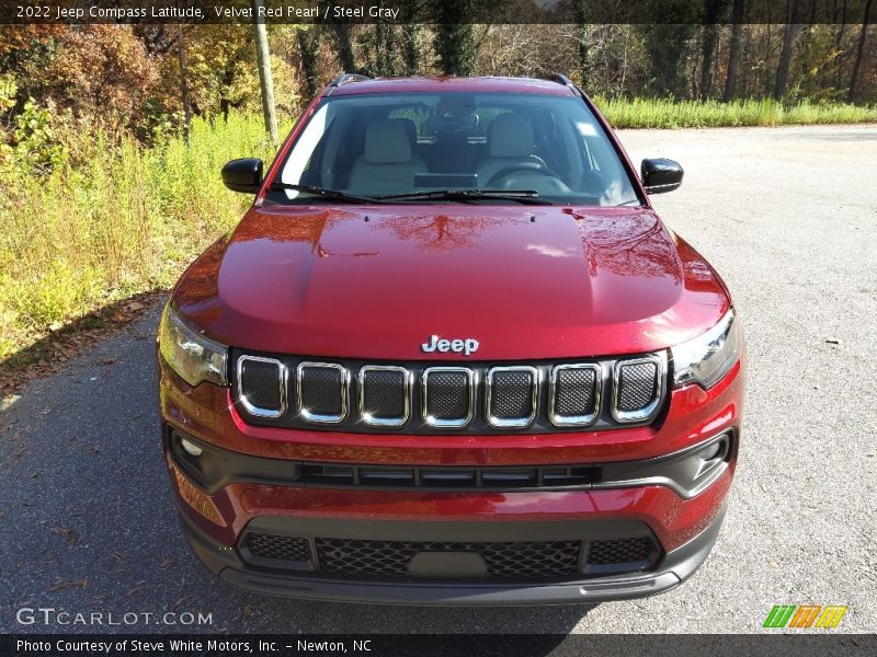 Velvet Red Pearl / Steel Gray 2022 Jeep Compass Latitude