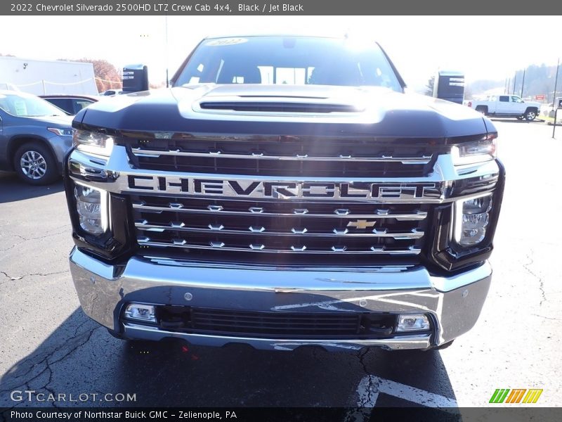 Black / Jet Black 2022 Chevrolet Silverado 2500HD LTZ Crew Cab 4x4