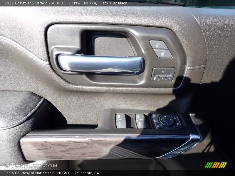 Black / Jet Black 2022 Chevrolet Silverado 2500HD LTZ Crew Cab 4x4