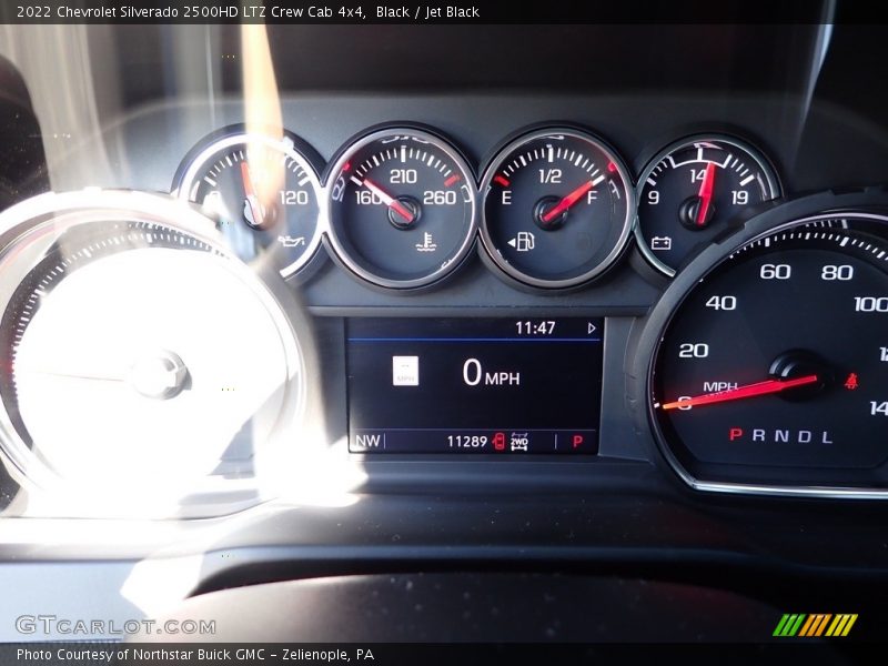 Black / Jet Black 2022 Chevrolet Silverado 2500HD LTZ Crew Cab 4x4
