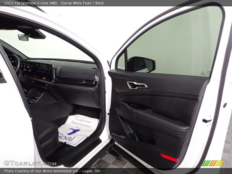 Glacial White Pearl / Black 2023 Kia Sportage X-Line AWD