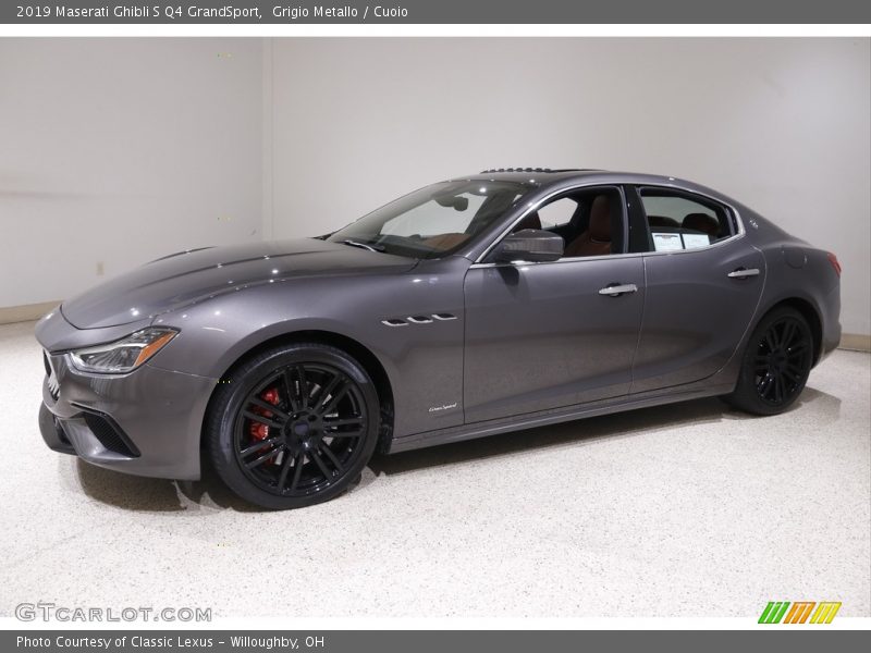 Front 3/4 View of 2019 Ghibli S Q4 GrandSport