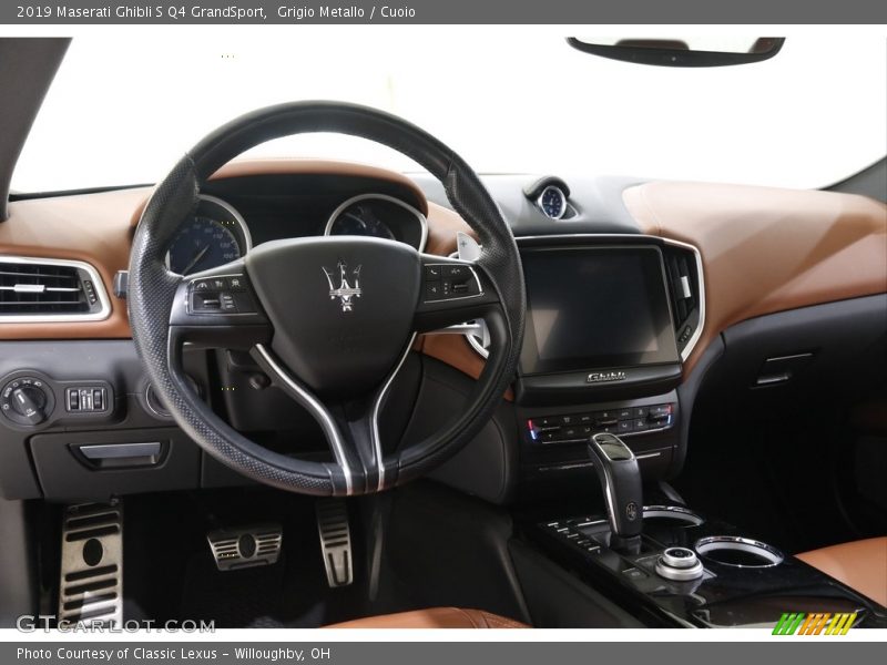 Dashboard of 2019 Ghibli S Q4 GrandSport