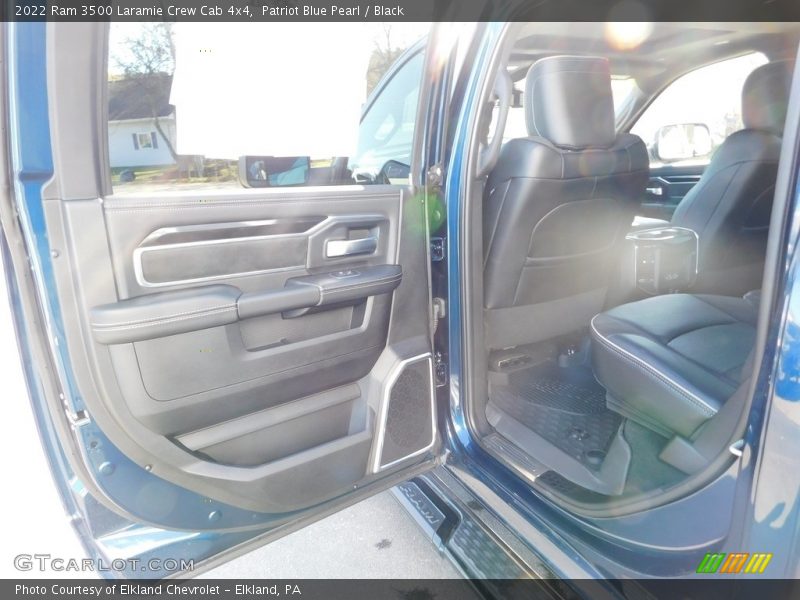 Patriot Blue Pearl / Black 2022 Ram 3500 Laramie Crew Cab 4x4