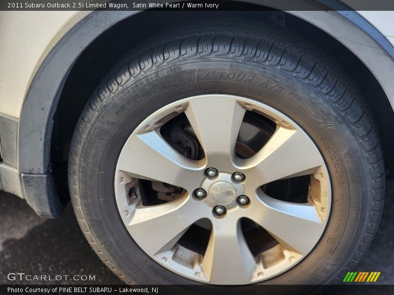Satin White Pearl / Warm Ivory 2011 Subaru Outback 2.5i Limited Wagon