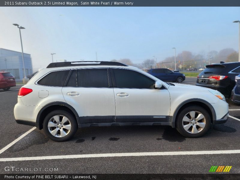 Satin White Pearl / Warm Ivory 2011 Subaru Outback 2.5i Limited Wagon