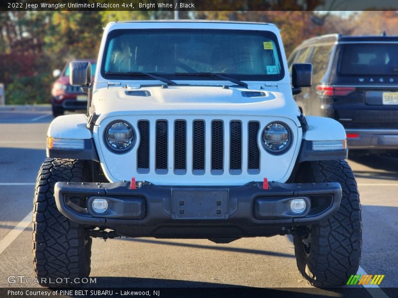 Bright White / Black 2022 Jeep Wrangler Unlimited Rubicon 4x4