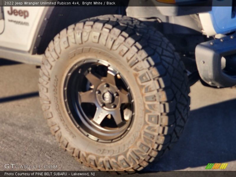 Bright White / Black 2022 Jeep Wrangler Unlimited Rubicon 4x4