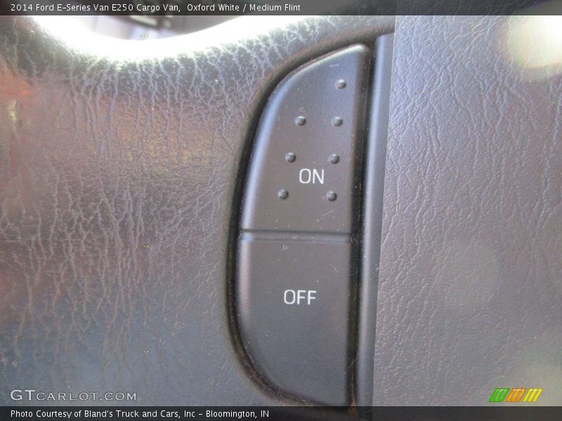 Oxford White / Medium Flint 2014 Ford E-Series Van E250 Cargo Van