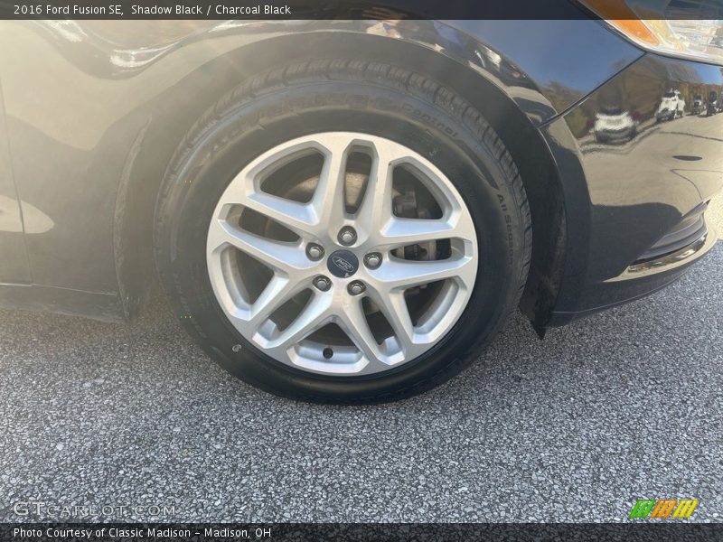 Shadow Black / Charcoal Black 2016 Ford Fusion SE