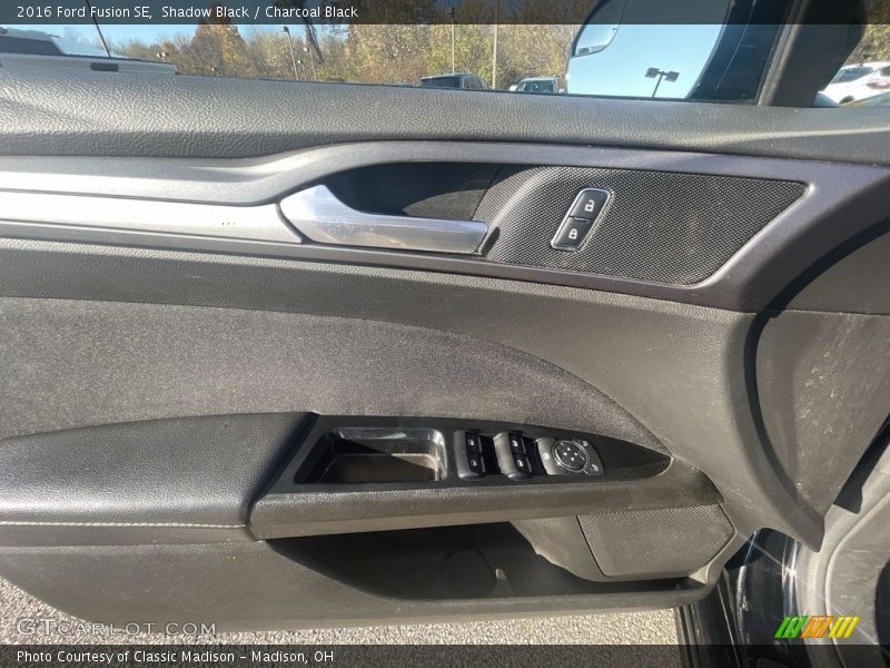 Shadow Black / Charcoal Black 2016 Ford Fusion SE