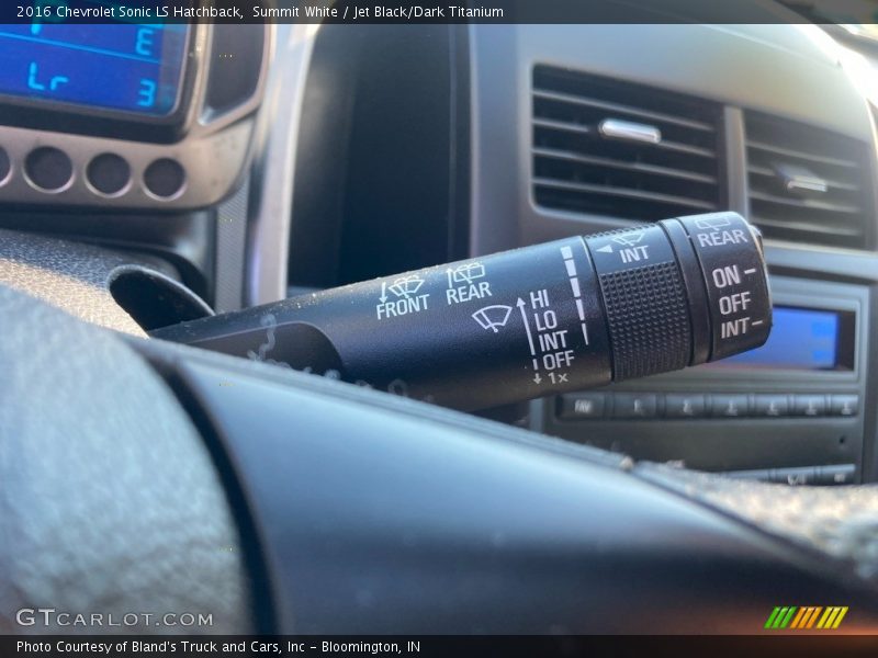 Summit White / Jet Black/Dark Titanium 2016 Chevrolet Sonic LS Hatchback