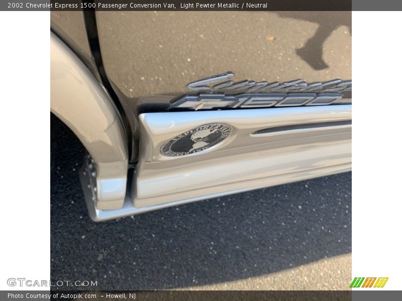 Light Pewter Metallic / Neutral 2002 Chevrolet Express 1500 Passenger Conversion Van