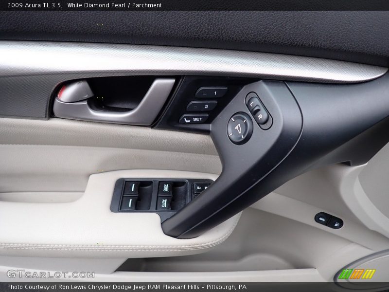 White Diamond Pearl / Parchment 2009 Acura TL 3.5