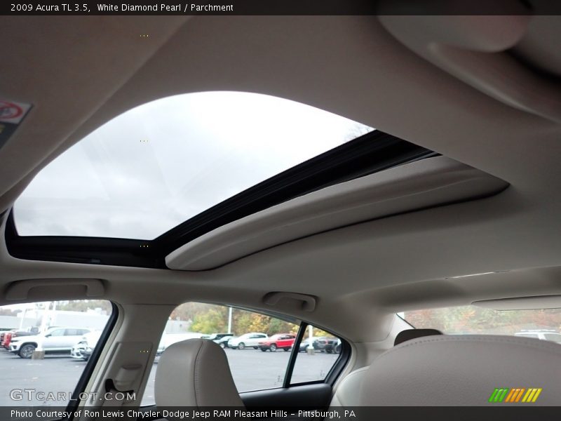 White Diamond Pearl / Parchment 2009 Acura TL 3.5