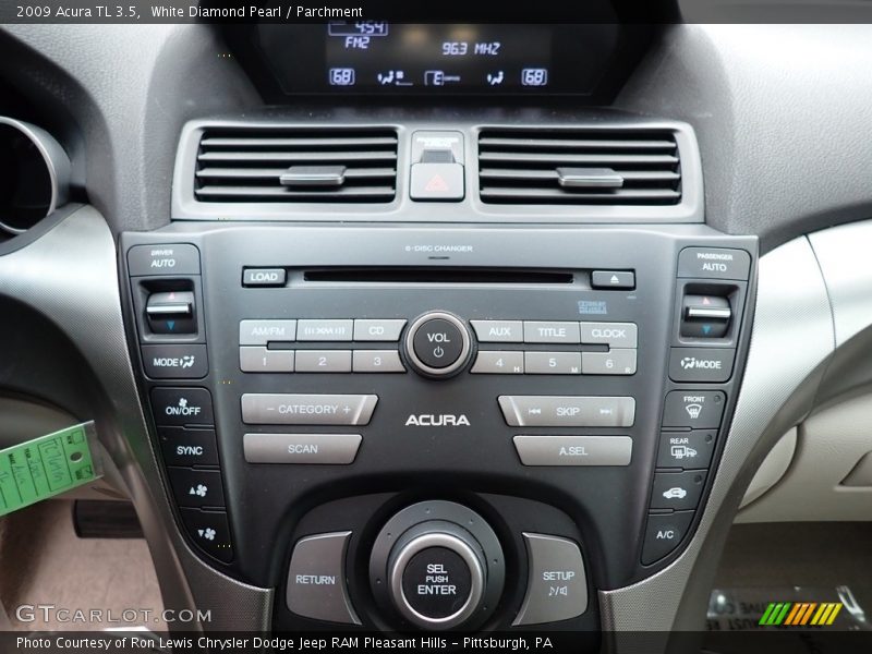 White Diamond Pearl / Parchment 2009 Acura TL 3.5