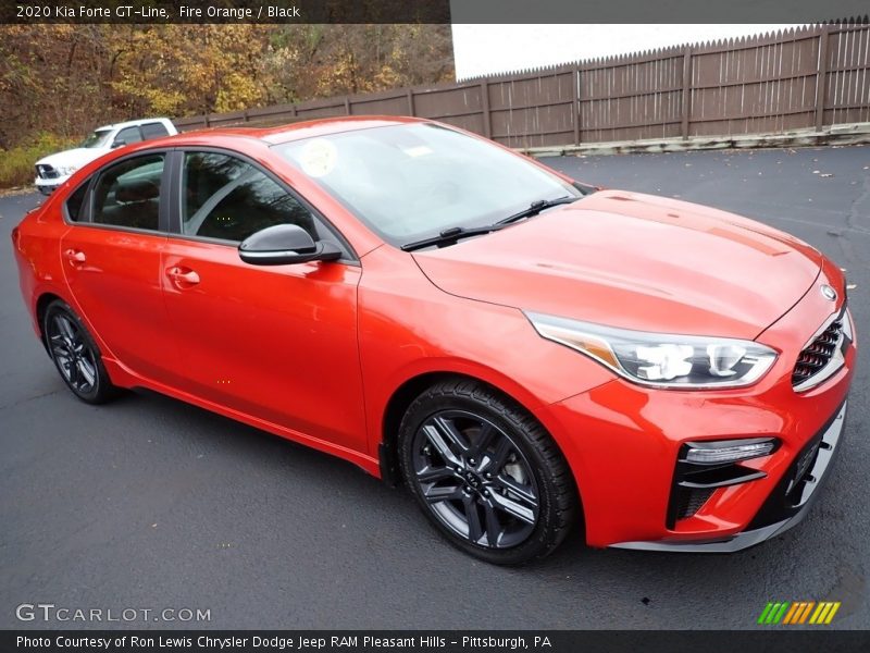 Front 3/4 View of 2020 Forte GT-Line