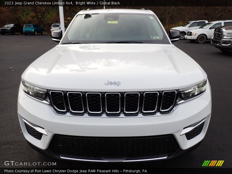 Bright White / Global Black 2023 Jeep Grand Cherokee Limited 4x4