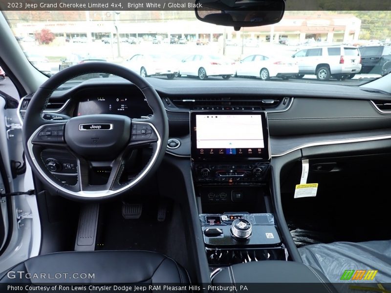 Bright White / Global Black 2023 Jeep Grand Cherokee Limited 4x4