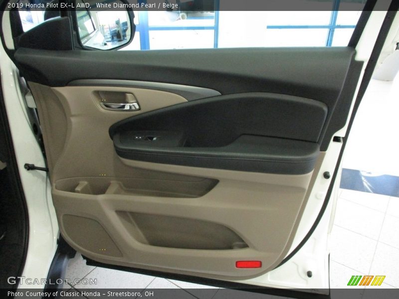 White Diamond Pearl / Beige 2019 Honda Pilot EX-L AWD