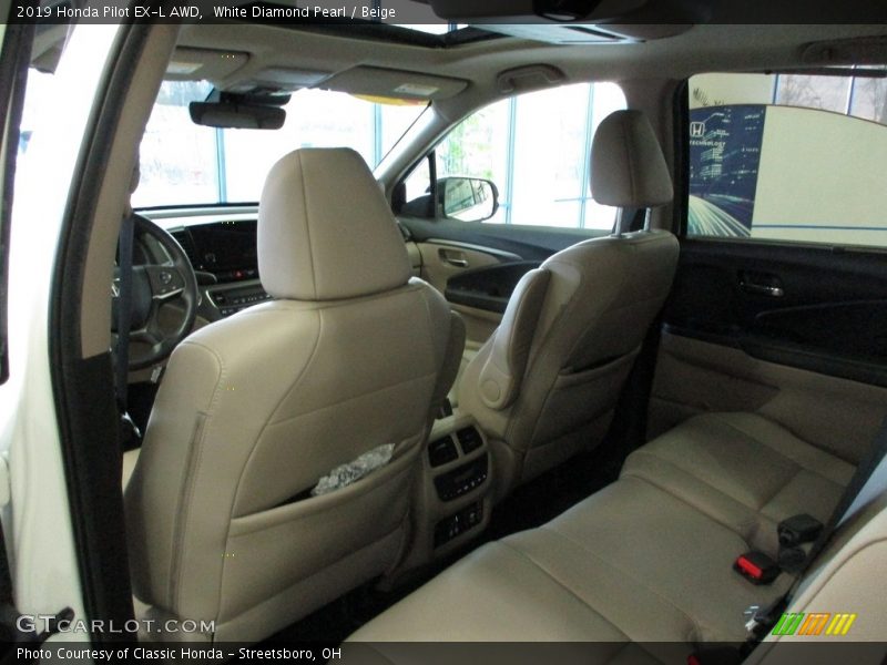 White Diamond Pearl / Beige 2019 Honda Pilot EX-L AWD