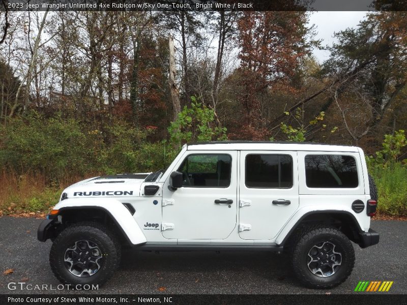  2023 Wrangler Unlimited 4xe Rubicon w/Sky One-Touch Bright White