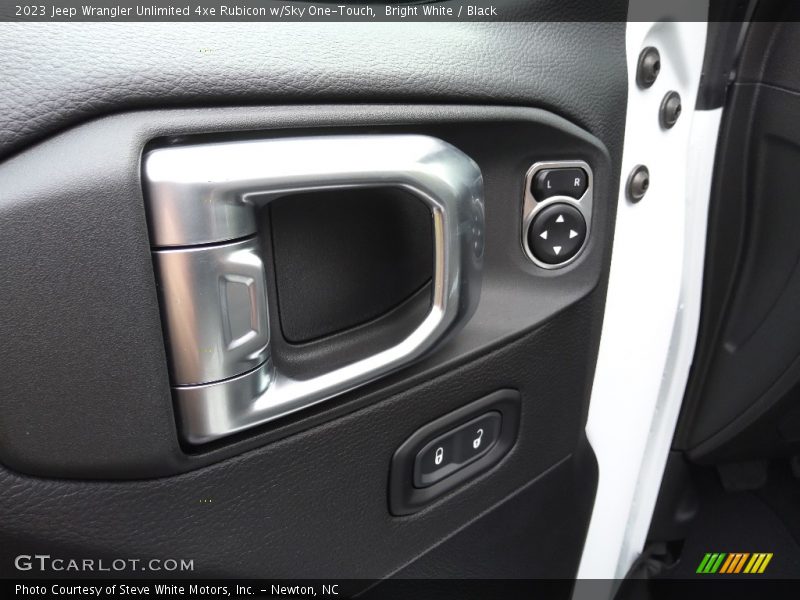 Bright White / Black 2023 Jeep Wrangler Unlimited 4xe Rubicon w/Sky One-Touch