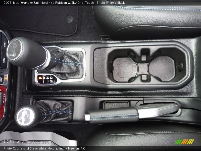  2023 Wrangler Unlimited 4xe Rubicon w/Sky One-Touch 8 Speed Automatic Shifter