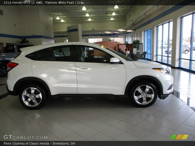 Platinum White Pearl / Gray 2019 Honda HR-V LX AWD