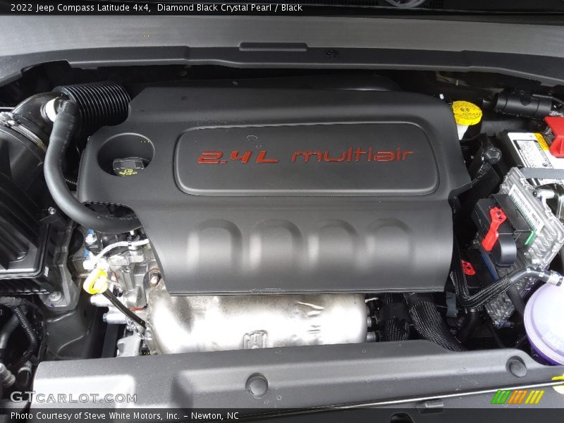 Diamond Black Crystal Pearl / Black 2022 Jeep Compass Latitude 4x4