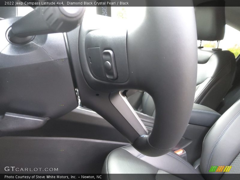 Diamond Black Crystal Pearl / Black 2022 Jeep Compass Latitude 4x4