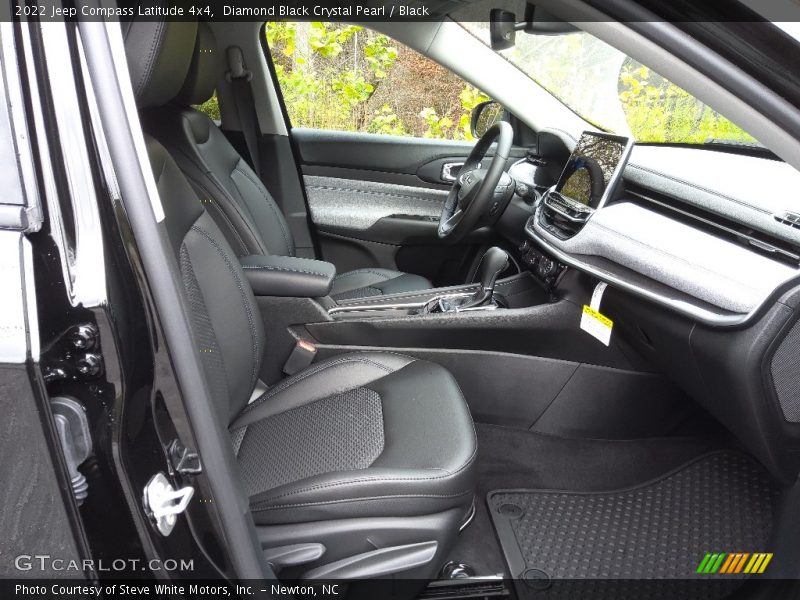 Diamond Black Crystal Pearl / Black 2022 Jeep Compass Latitude 4x4