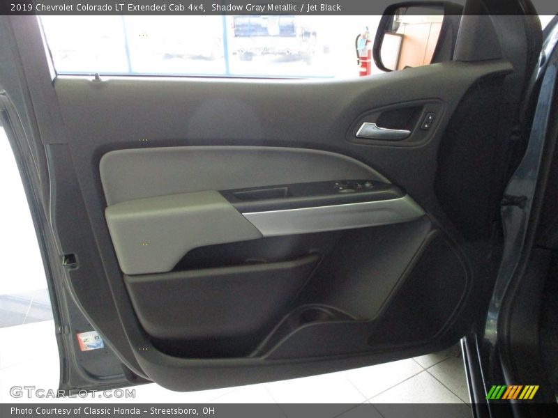 Shadow Gray Metallic / Jet Black 2019 Chevrolet Colorado LT Extended Cab 4x4