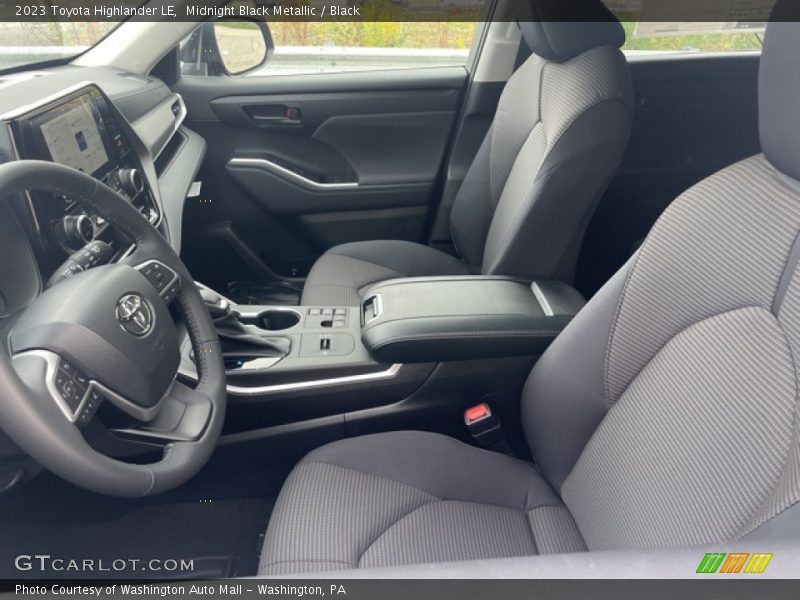 Front Seat of 2023 Highlander LE