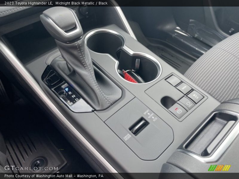  2023 Highlander LE 8 Speed Automatic Shifter