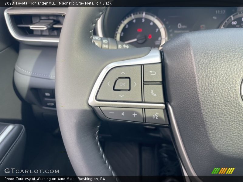  2023 Highlander XLE Steering Wheel