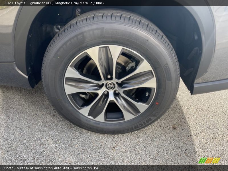  2023 Highlander XLE Wheel