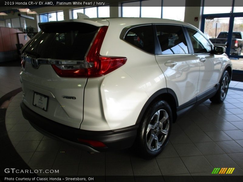 Platinum White Pearl / Ivory 2019 Honda CR-V EX AWD