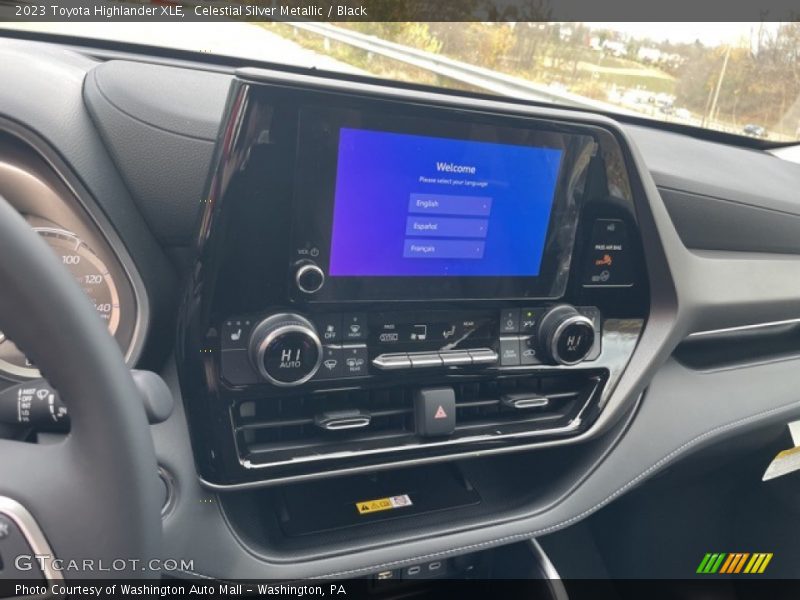 Controls of 2023 Highlander XLE