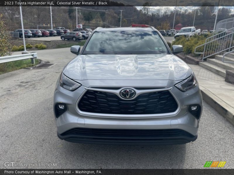 Celestial Silver Metallic / Black 2023 Toyota Highlander XLE