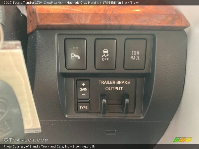 Magnetic Gray Metallic / 1794 Edition Black/Brown 2017 Toyota Tundra 1794 CrewMax 4x4