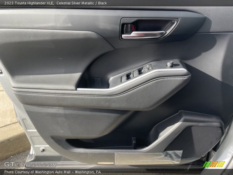 Celestial Silver Metallic / Black 2023 Toyota Highlander XLE