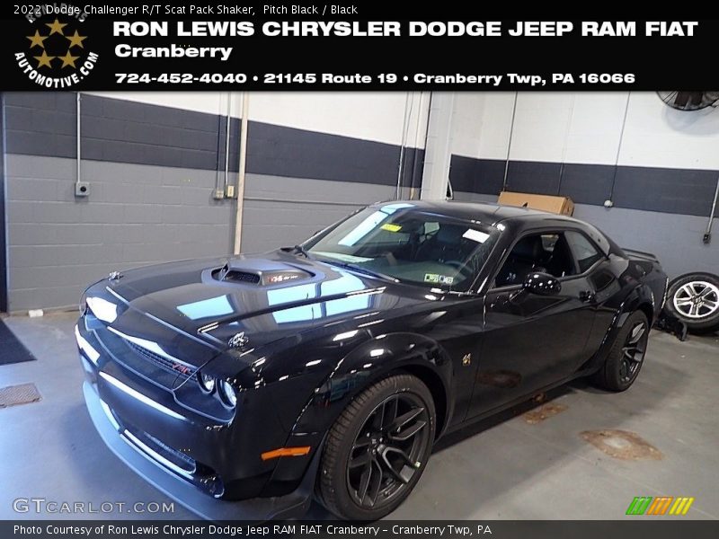 Pitch Black / Black 2022 Dodge Challenger R/T Scat Pack Shaker