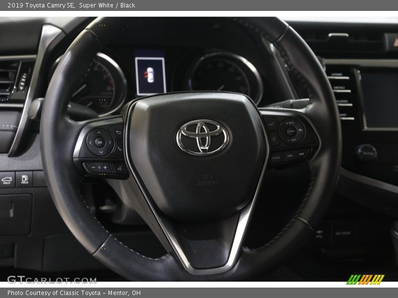 Super White / Black 2019 Toyota Camry SE